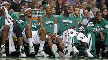 Jermaine O'Neal, Paul Pierce, Ray Allen, Kevin Garnett y Ray Allen durante su etapa en los Celtics.