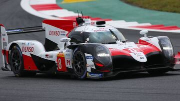 El Toyota 8 de Alonso, Buemo y Nakajima.