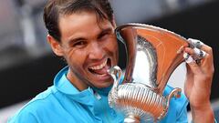 Rome (Italy), 19/05/2019.- Rafael Nadal of Spain poses with his trophy after defeating Novak Djokovic of Serbia in their men&#039;s singles final match at the Italian Open tennis tournament in Rome, Italy, 19 May 2019. (Tenis, Italia, Espa&ntilde;a, Roma) EFE/EPA/ETTORE FERRARI