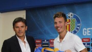 Alexis, presentado: "En el Getafe me siento como en casa"