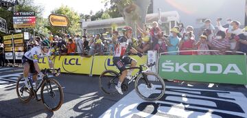 Caleb Ewan se quedó con el triunfo en la tercera fracción de la carrera francesa. Egan Bernal es el mejor colombiano de la general (6) y Alaphilippe sigue líder. 