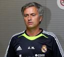 Mourinho descarta los fichajes de Adebayor y Drogba