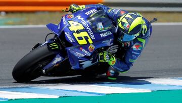 Motorcycle Racing - MotoGP - Spanish Grand Prix - Circuito de Jerez - Angel Nieto, Jerez de la Frontera, Spain - May 6, 2018 Movistar Yamaha MotoGP's Valentino Rossi in action during the race REUTERS/Jon Nazca