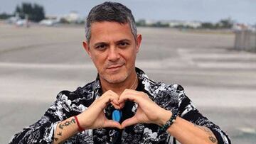 Alejandro Sanz muestra por vez primera una foto de sus cuatro hijos juntos en redes