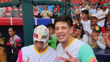 Rey Mysterio y Brandon Moreno acudieron a la MLB en México