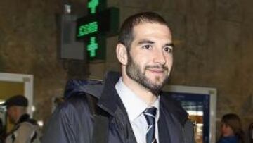 Lisandro se rompe al dar una patada a un balón por un enfado