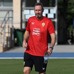 Da comienzo la era Vicente Moreno