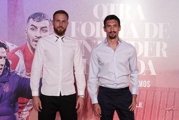 Jan Oblak y Stefan Savic.