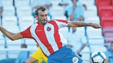 <b>KIKO RATÓN. </b>El punta debe afinar en los últimos metros si quiere darle alegrías a su afición.