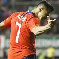 El calvario de Alexis Sánchez con los penales: apenas anota el 47%