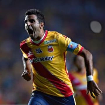 Cristian Pellerano mediocampista de Monarcas Morelia