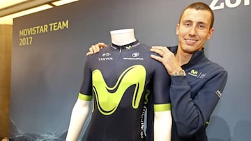 Adriano Malori durante la presentaci&oacute;n del Movistar Team en 2017.