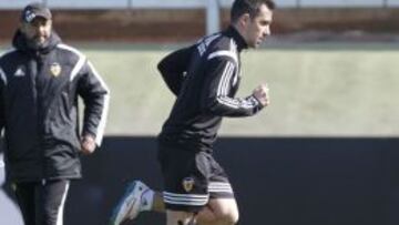 Alcácer, durante un entrenamiento.