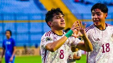 Jugadores de la Selección Mexicana, en pleno festejo de gol en contra de Curazao.