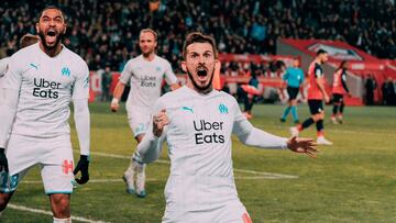 Dario Benedetto celebrando un gol.