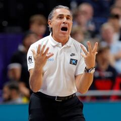 Lituania, Scariolo y el cascabel del gato