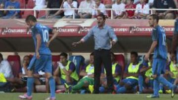 Contra, durante el partido.