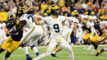 What does $2bn Big Ten proposal mean for college football?