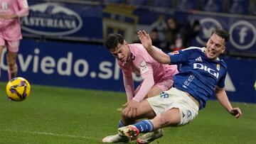 10.02.2025 PARTIDO 2ª DIVISION
ESTADIO CARLOS TARTIERE REAL OVIEDO-ELDENSE PAULINO CAE ANTE CONTRARIO