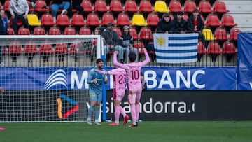 Con la versatilidad por bandera