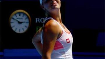 DIVA. La tenista danesa posó divertida ante Djokovic.