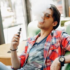 Inglaterra lanza un dardo a favor de los cigarrillos que se van a prohibir en España