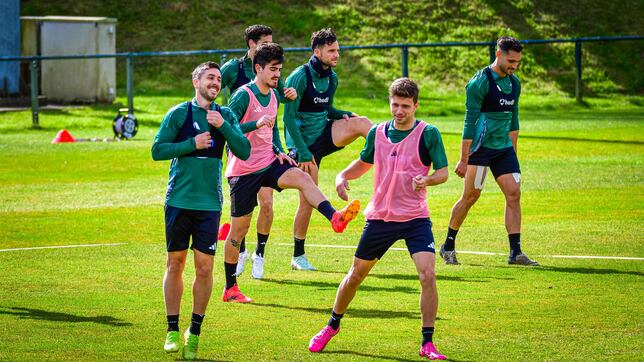 Los artífices del ascenso apuestan por la reconstrucción del Racing de Ferrol