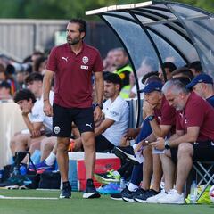 Baraja levanta las orejas