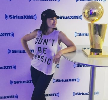 Lisa Ann y su relación con el deporte. Ama la NBA, el bésibol, la NFL...