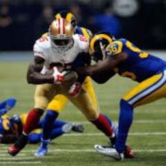 Los Denver Broncos fichan a Vernon Davis de los 49ers