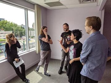 Los creadores de Celeste en su nuevo estudio.