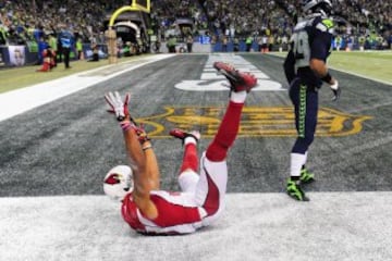 Michael Floyd nos deleita con su imitación de una cucaracha panza arriba. Muy logrado, Michael, muy bien.