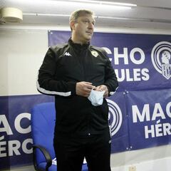 Manolo Díaz debuta en una final