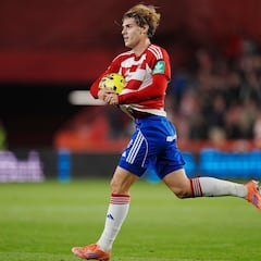 Pacheta relanza a Jorge Pascual