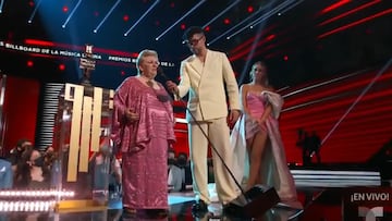 El día que Bad Bunny tuvo este precioso detalle con Paquita la del Barrio