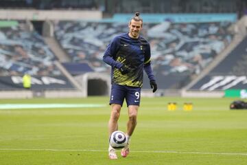 Gareth Bale (9) of Tottenham Hotspur warms up during the English championship Premier League football match between Tottenham Hotspur and Burnley on February 28, 2021 at Tottenham Hotspur Stadium in London, England