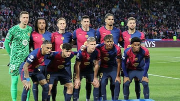 Once inicial del Barça en el partido ante el Benfica, en Montjuïc.