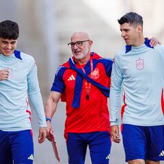 ¿Quién es Pau Cubarsí, el futbolista de moda del que todo el mundo habla?