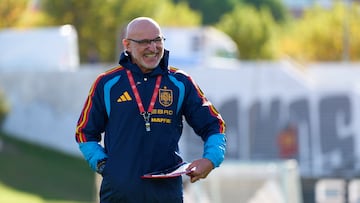 España busca socio para Huijsen