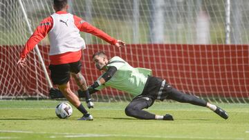 26-05-2023. CUÉLLAR, EN SU ÚLTIMA SEMANA DE ENTRENAMIENTOS EN MAREO CON EL SPORTING.