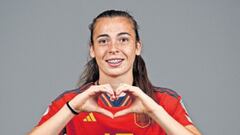 Lucía Corrales, en la sesión fotográfica de la Selección antes de partir hacia Bélgica.