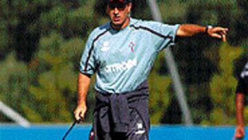 <b>CONTENTO</B>. Lotina espera que su equipo mantenga la racha.