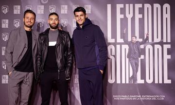 Saúl Ñíguez, Yannick Carrasco y Álvaro Morata, en la presentación del documental del Cholo en 2022. Todos los noes hasta el sí de Carrasco a Arabia.