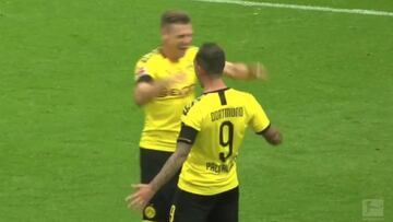 Doblete de Alcácer que va para leyenda de la Bundesliga: el segundo es un golazo