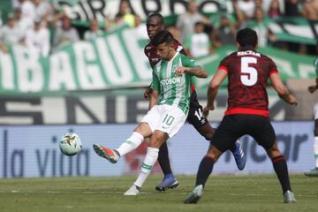 Atlético Nacional ganó con goles de Barcos y Vladimir