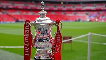 El trofeo de la FA Cup, en Wembley.