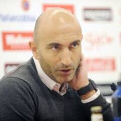 Abelardo: "Quedan siete finales y que hay que darlo todo"