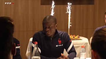 ¡Su rostro valió todo! Así le celebraron su cumpleaños a N’Golo Kanté