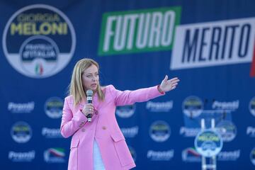 NAPLES, ITALY - 2022/09/23: The political leader of the Brothers Of Italy, Giorgia Meloni, during the electoral tour in Naples, for the Italian political elections of 25 September 2022. (Photo by Marco Cantile/LightRocket via Getty Images)