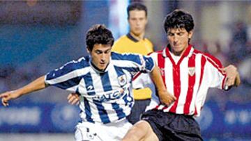 <B>JÓVENES CON VALOR</B>. Oskitz y Bordas, en un lance de ayer en la final de la Copa Vasca.